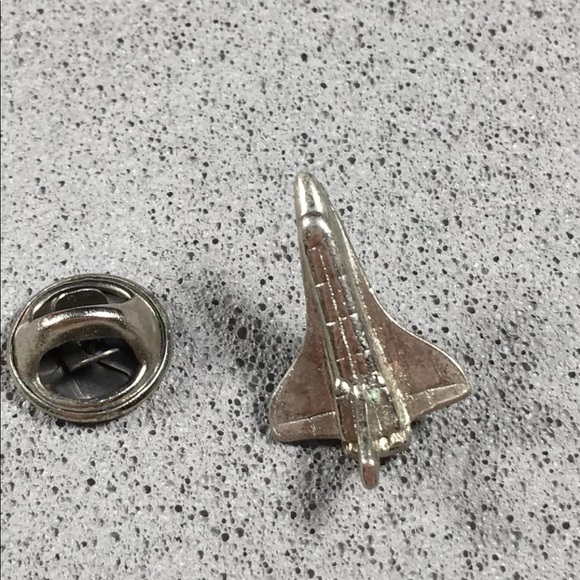 NASA Space Shuttle Lapel Pin
U.S. Space Program - Picture 2 of 5